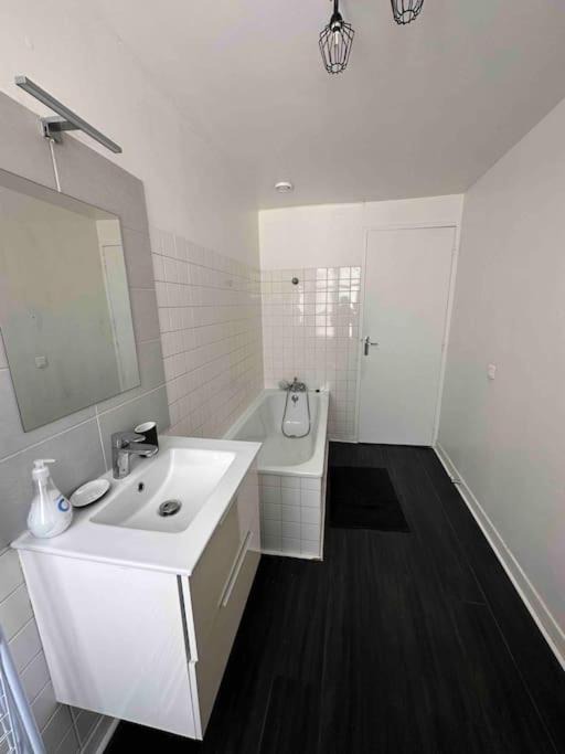 Photo of Bathroom in Chateauroux
