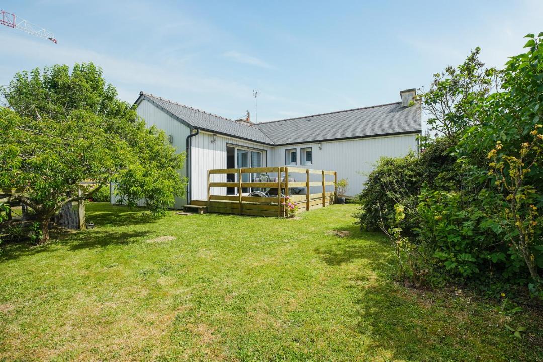 Photo of Buildings in Matignon