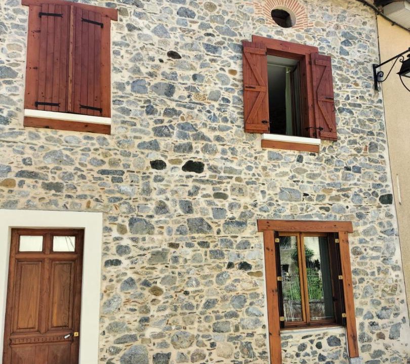 Photo of Buildings in Izaut-de-l'Hotel