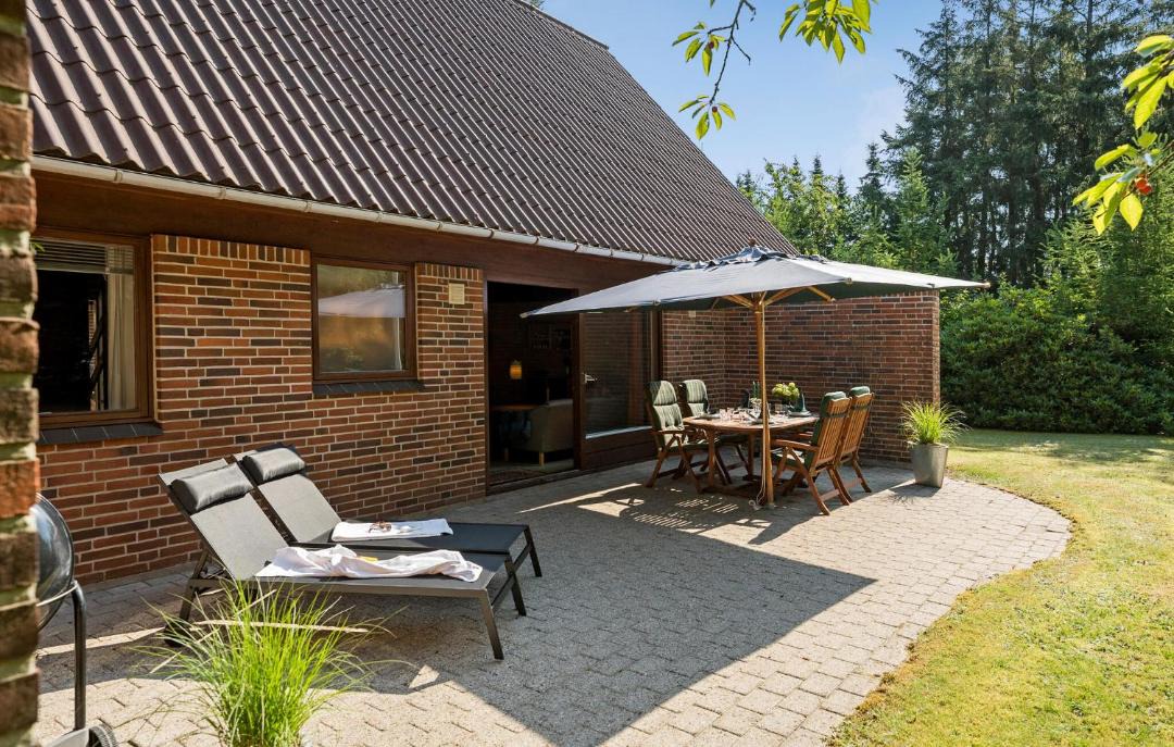 Photo of Others in Hojslev