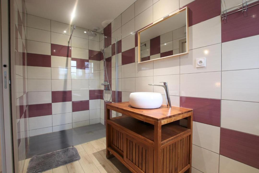 Photo of Bathroom in Ahaxe-Alciette-Bascassan