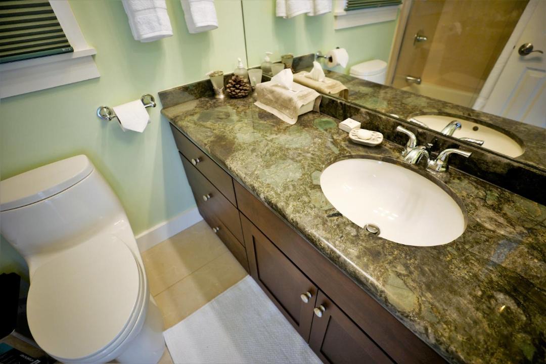 Photo of Bathroom in La Jolla Mesa