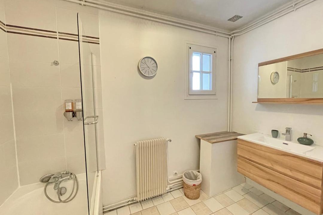Photo of Bathroom in Saint-Martin-en-Biere