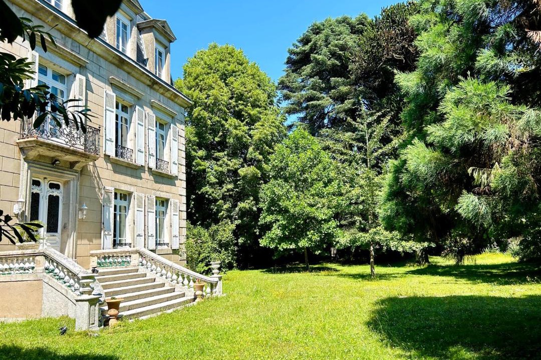 Photo of Buildings in Labastide-Rouairoux