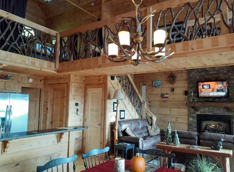 Photo of Others in Foxfire Estates
