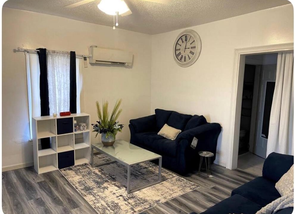 Photo of Livingroom in Hannibal