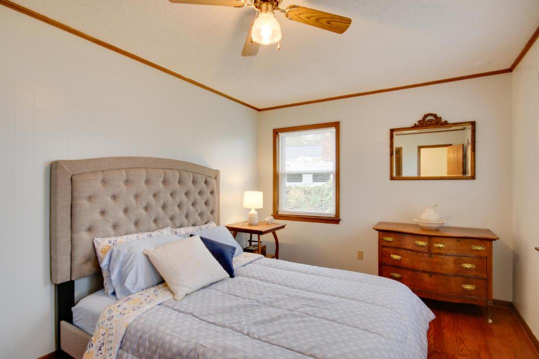 Photo of Bedroom in Cross Hill