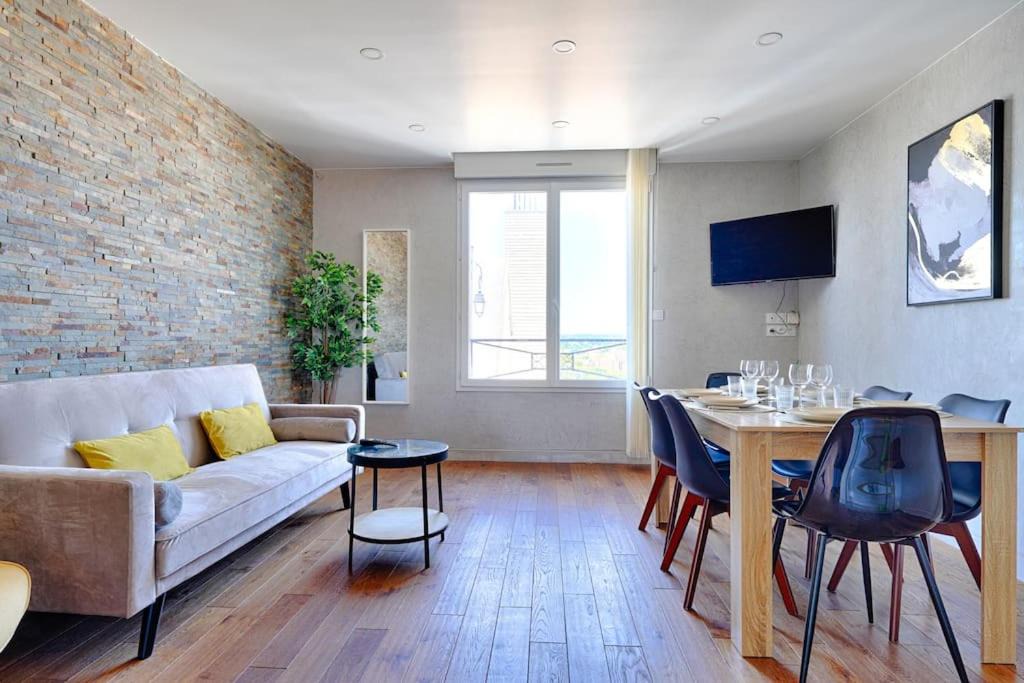 Photo of Others in Montgeron