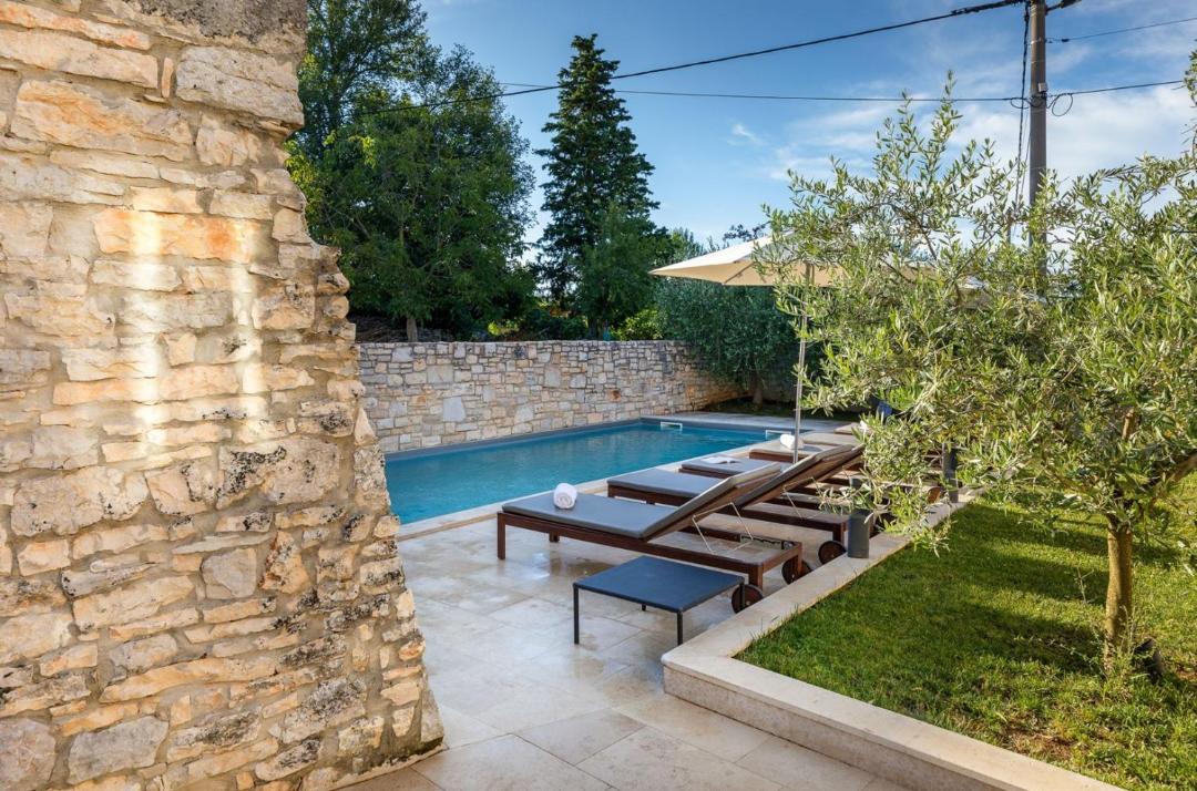Photo of Patio Balcony in Banki