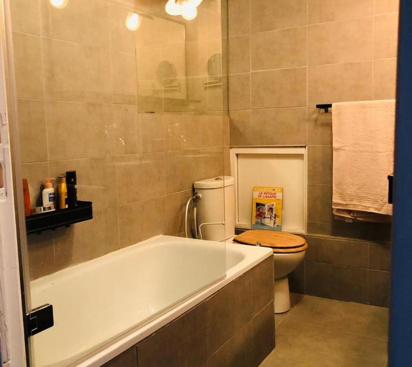 Photo of Bathroom in 13th Arrondissement
