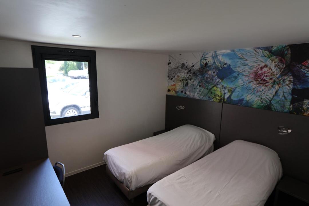 Photo of Bedroom in Hopitaux-Facultes