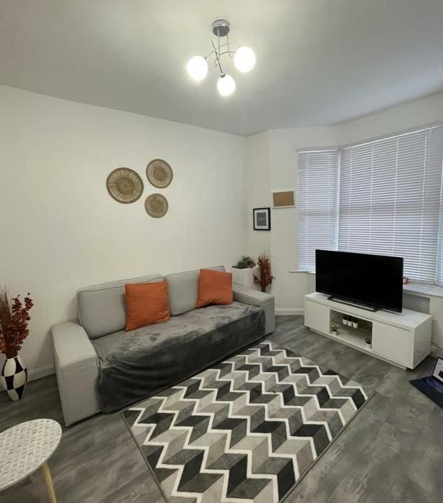 Photo of Livingroom in Northampton