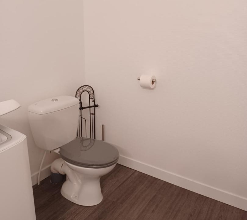 Photo of Bathroom in Condom