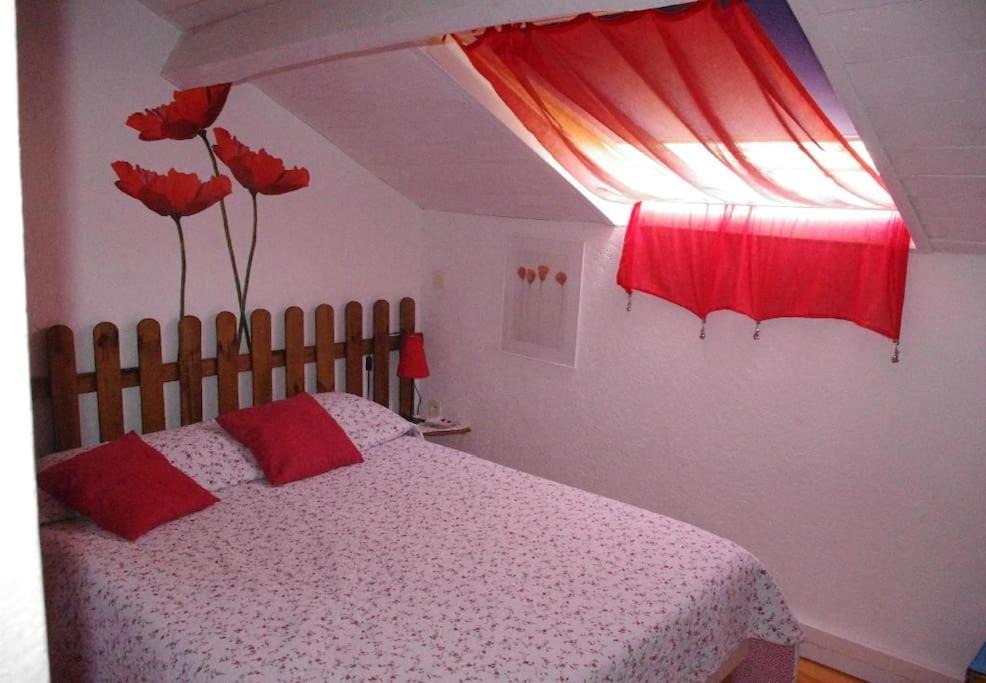 Photo of Bedroom in Riviere-sur-Tarn