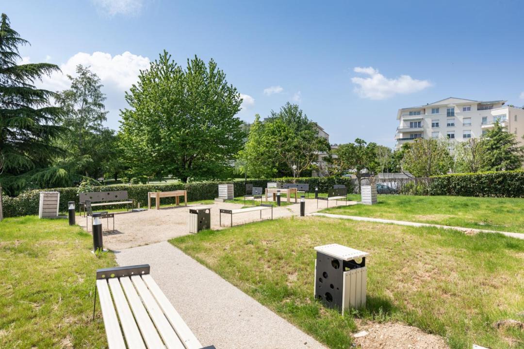 Photo of Others in Cergy