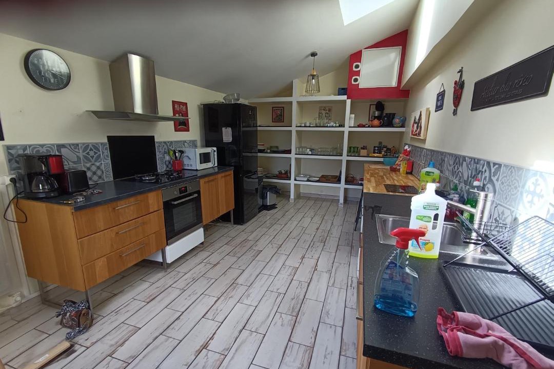 Photo of Kitchen in Maze-Milon
