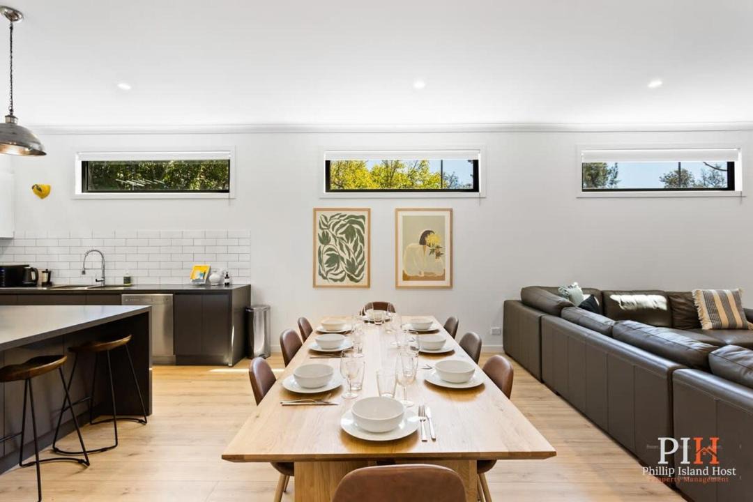 Photo of Others in Silverleaves