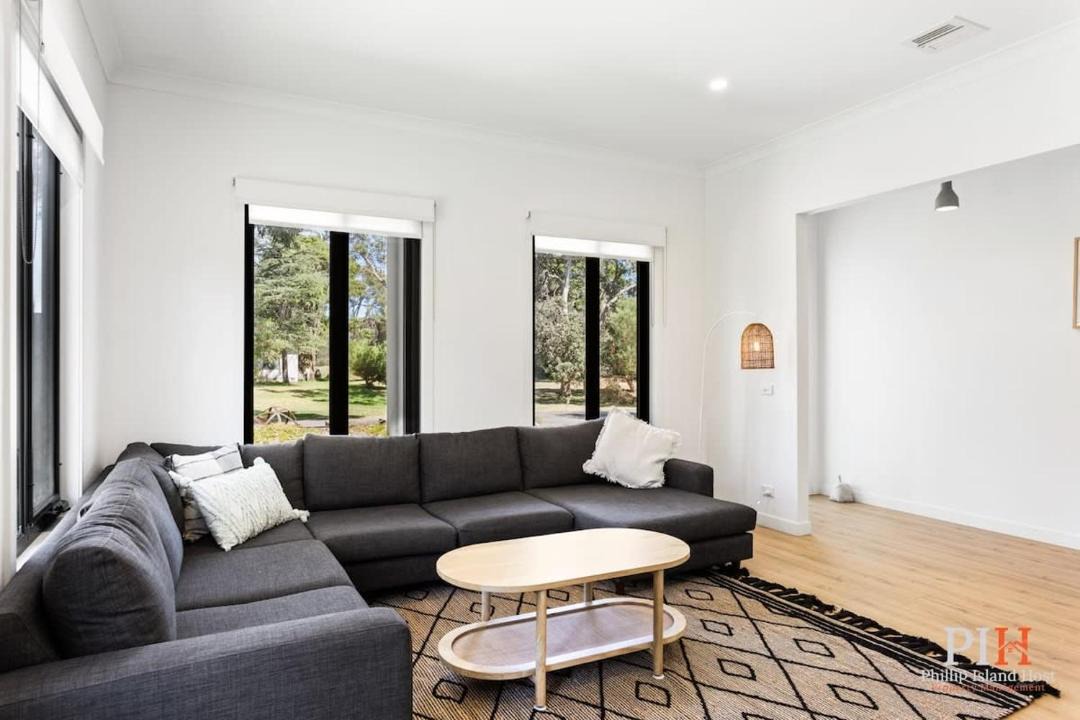 Photo of Others in Silverleaves