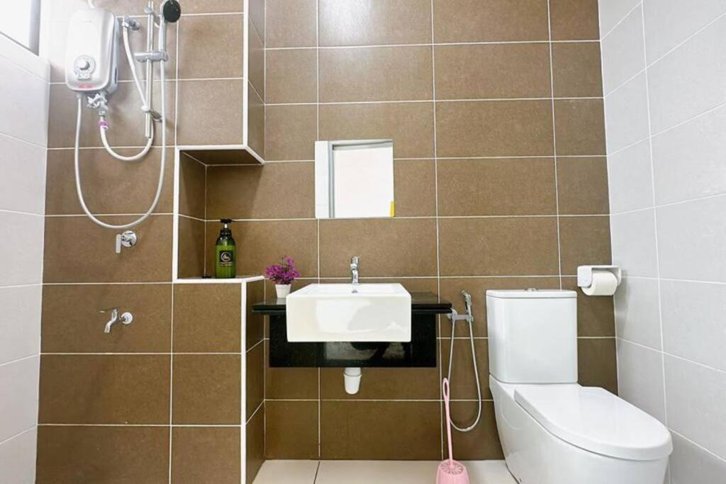 Photo of Others in Tebrau