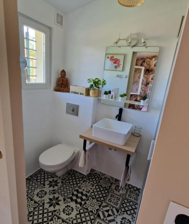 Photo of Others in Logrian-Florian