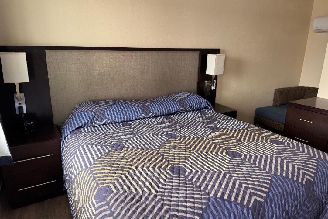 Photo of Bedroom in Tulelake