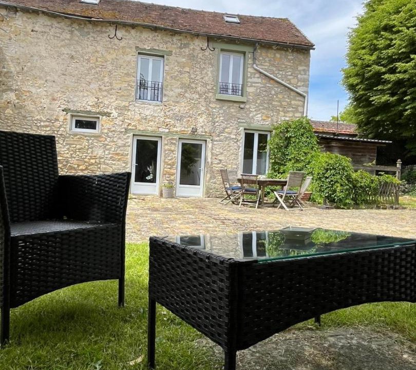 Photo of Others in Recloses