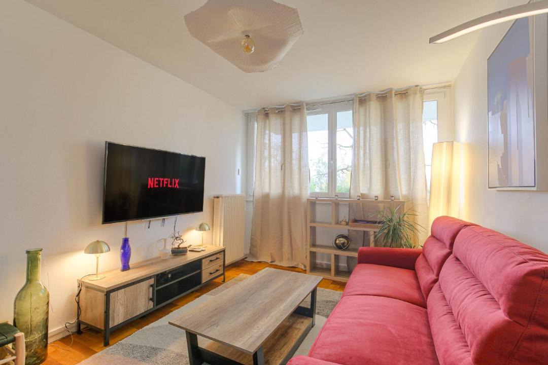 Photo of Livingroom in Sainte-Foy-les-Lyon