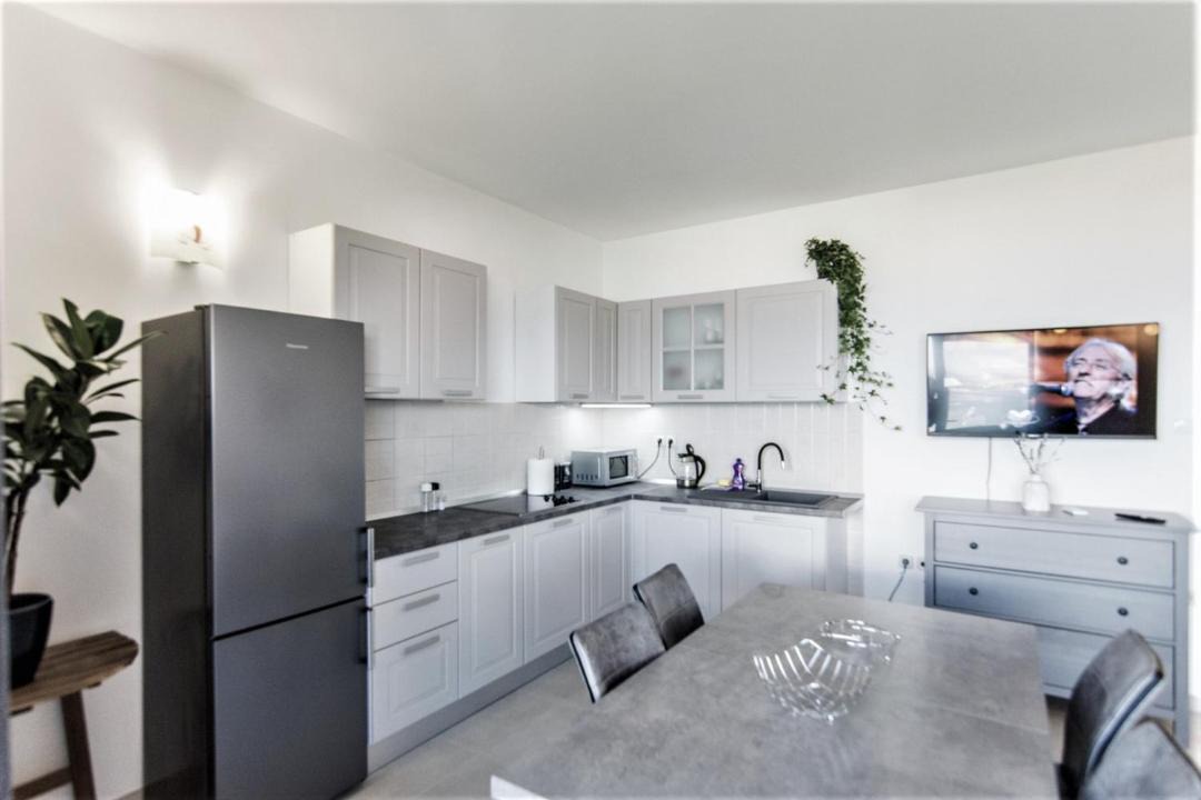Photo of Kitchen in Tkon