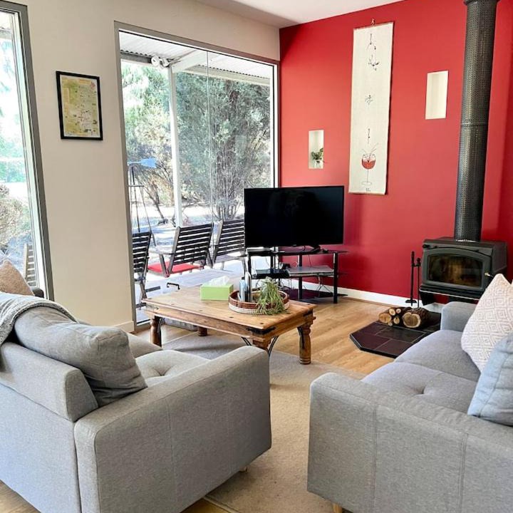 Photo of Livingroom in Cheshunt