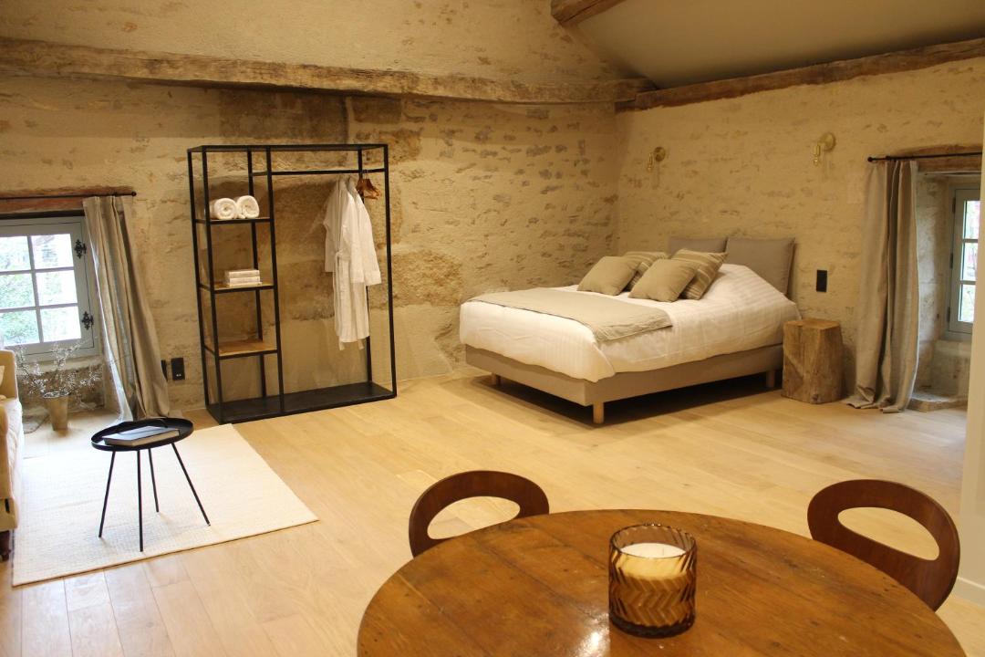 Photo of Others in Chateauneuf