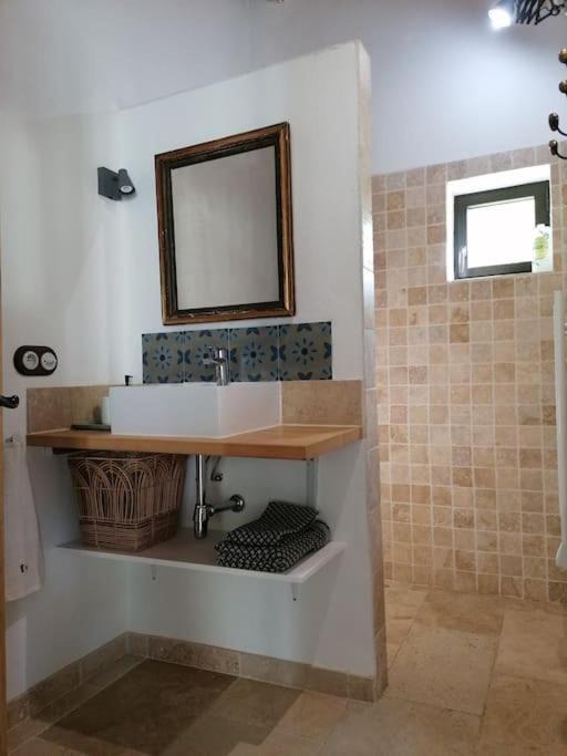 Photo of Others in Maubec