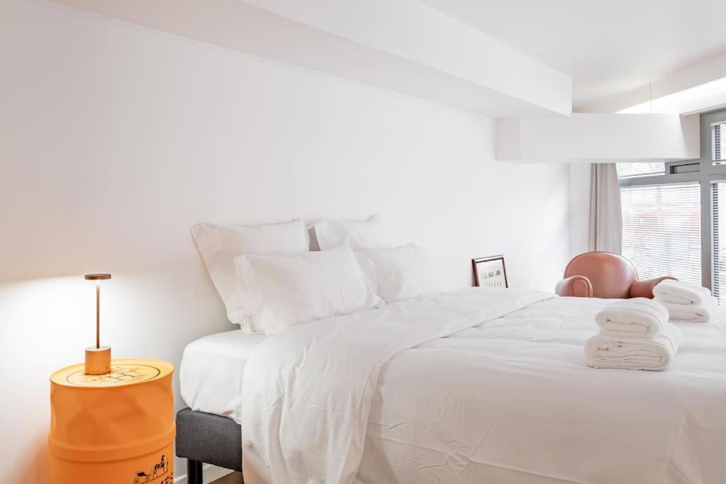 Photo of Others in Necker