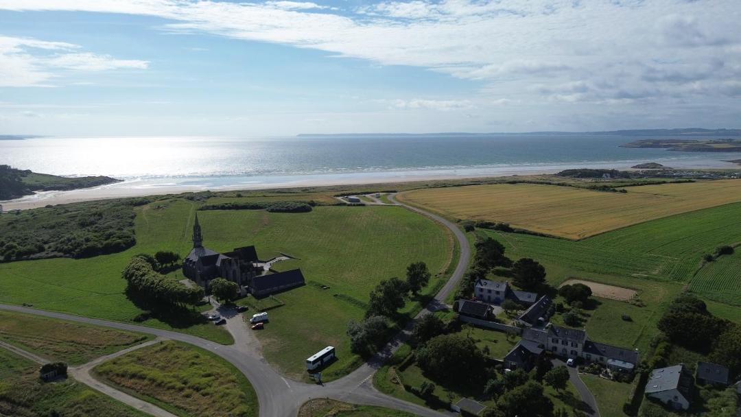 Photo of Others in Sainte-Anne-la-Palud