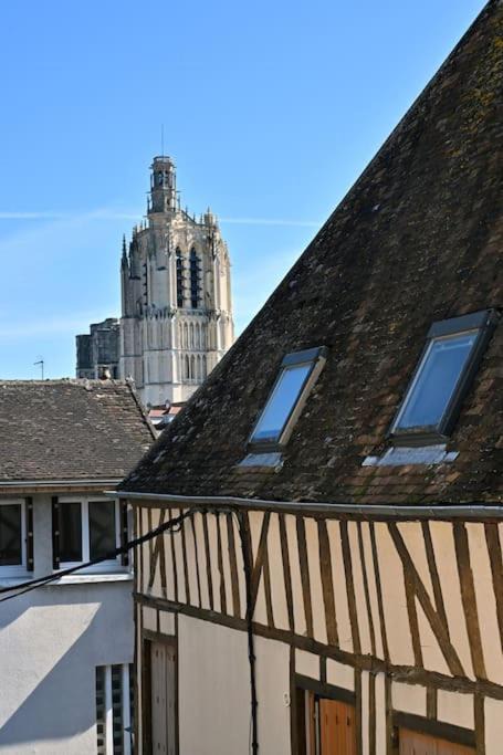 Photo of Buildings in Sens