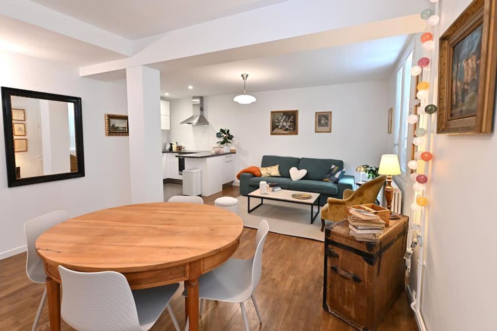 Photo of Others in Sens