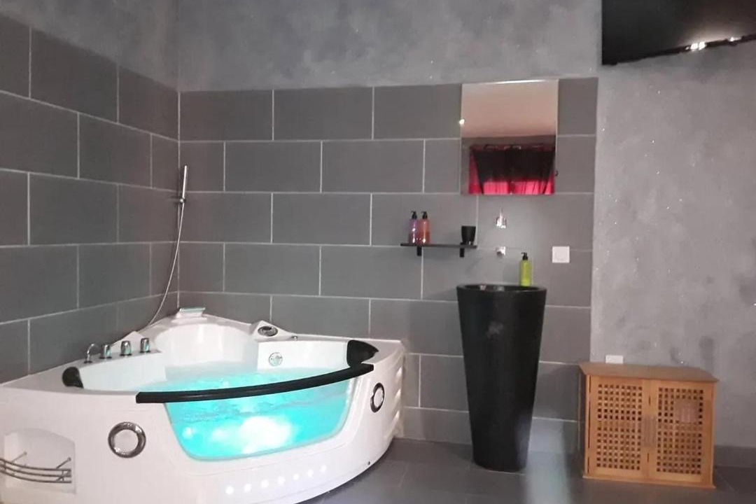 Photo of Bathroom in Baixas