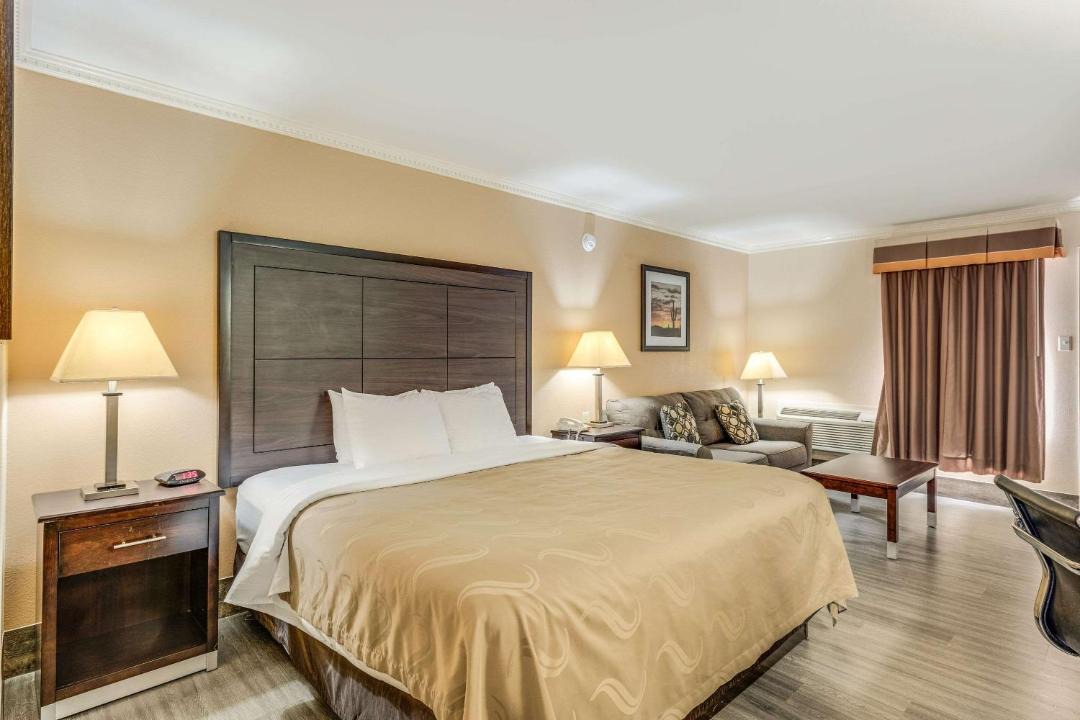 Photo of Bedroom in Ozona