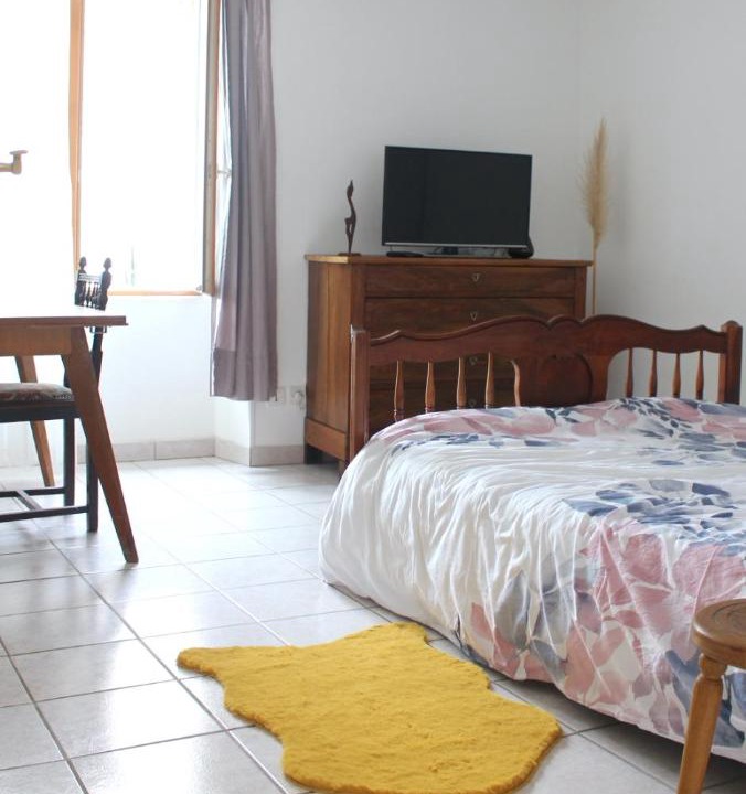 Photo of Others in Pesmes