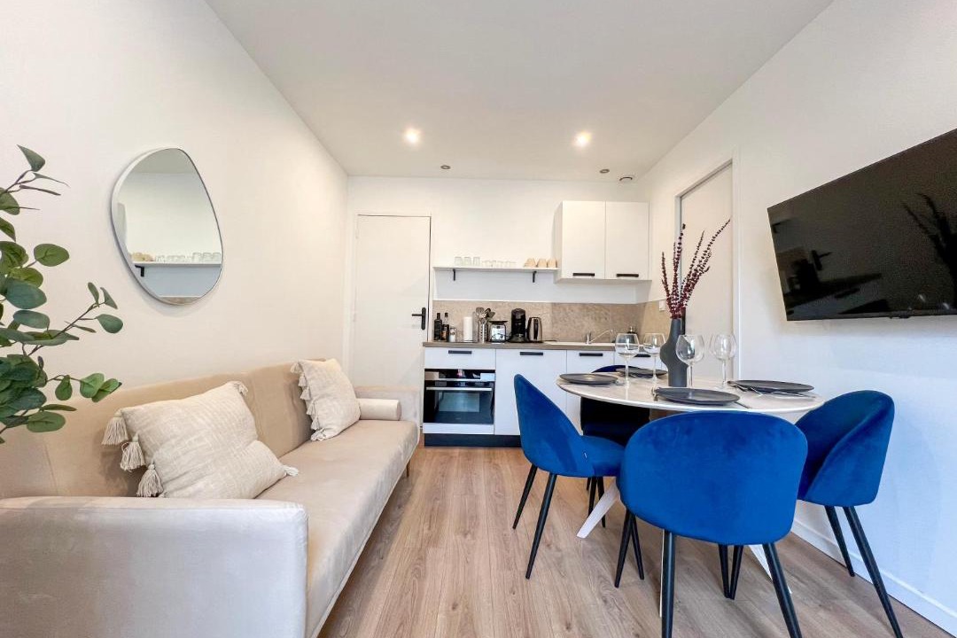 Photo of Others in Centre Deux