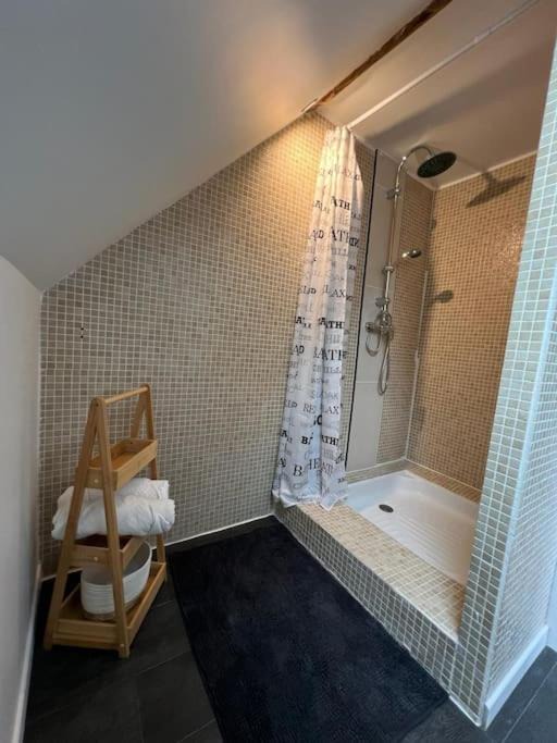Photo of Bathroom in Saint-Maurice-sur-Fessard