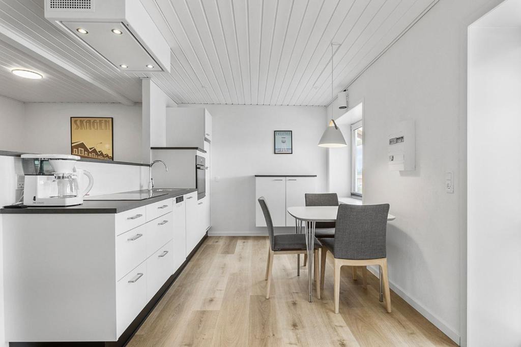 Photo of Others in Lokken