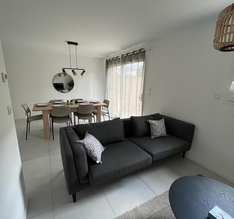 Photo of Livingroom in Saint-Genis-Laval