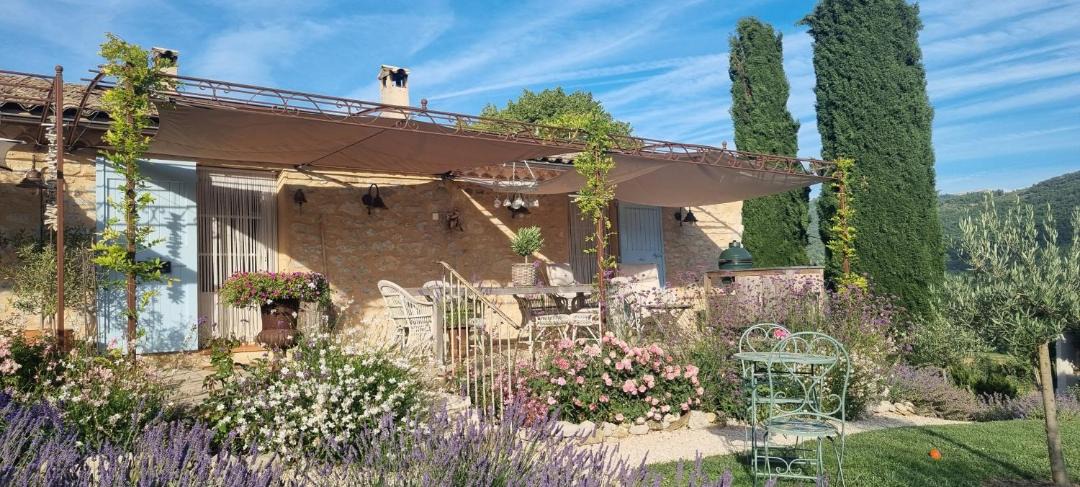 Photo of Others in Bevons