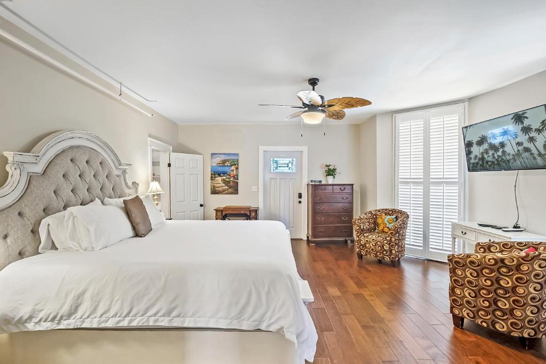 Photo of Bedroom in Downtown Historic District