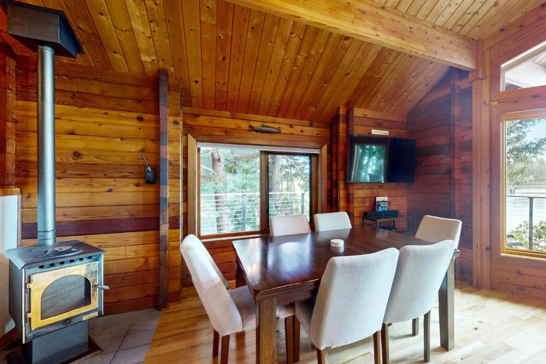 Photo of Others in Agate