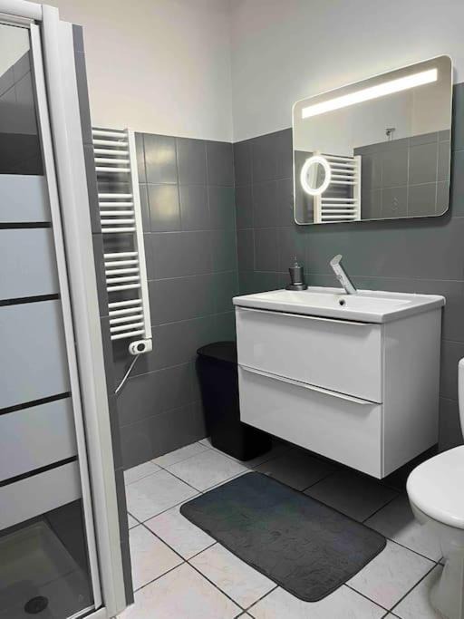 Photo of Bathroom in Saint-Laurent-de-la-Salanque