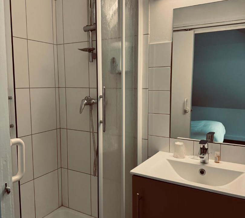 Photo of Bathroom in Egletons