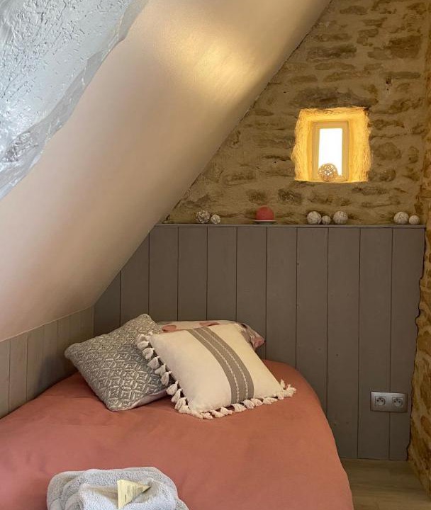 Photo of Others in Esquay-sur-Seulles