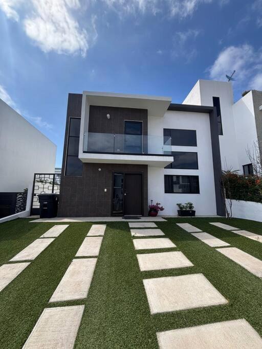 Photo of Others in La Joya