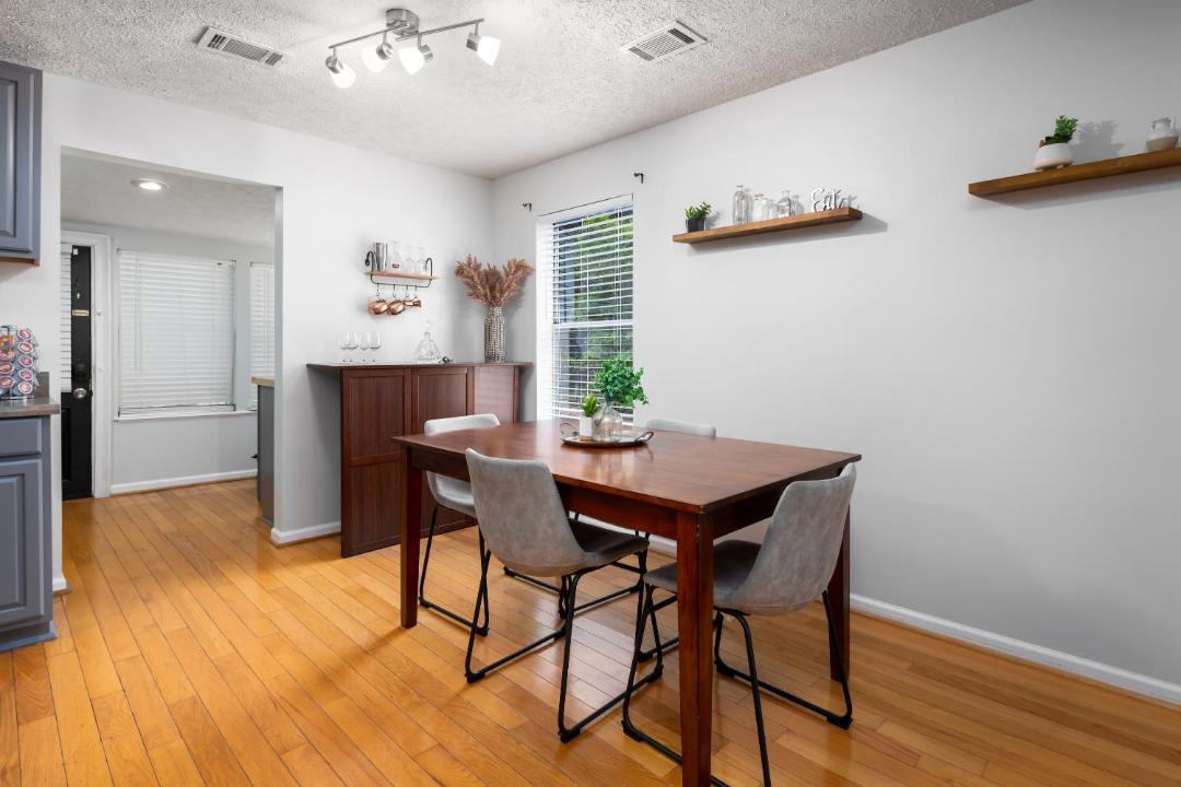 Photo of Others in Fortson